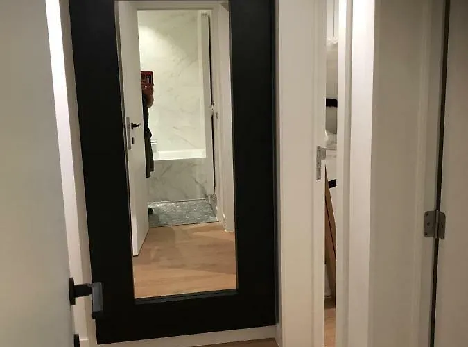 Alexandra 405 * De Panne